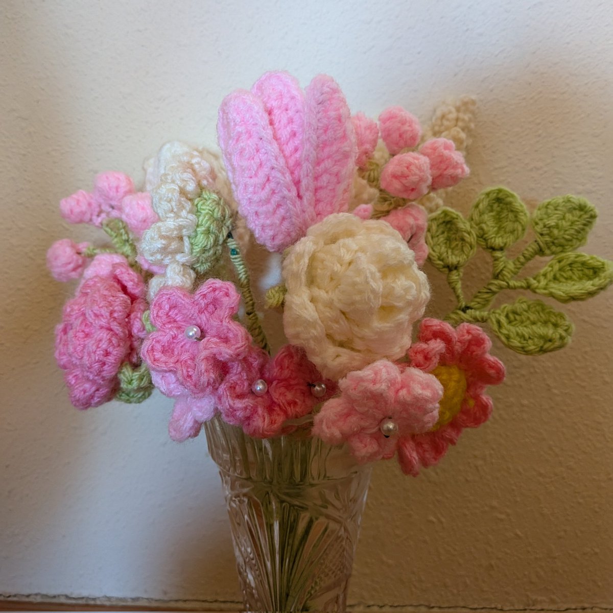 上の娘が暮に少し早いけどと、手作りの花束💐をプレゼントしてくれた🥰