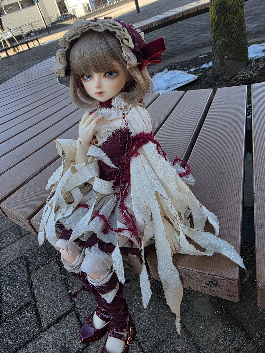 miguel_ga2's tweet photo. 雪がまだ若干残ってる
野外じーんちゃん
#kiddelf https://t.co/OFAocQVRa0