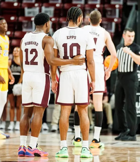 AllynMcKeen's tweet image. Hubb: 38 points, 3 assists

Epps: 27 points, 5 assists

Best 1-2 combo in the SEC