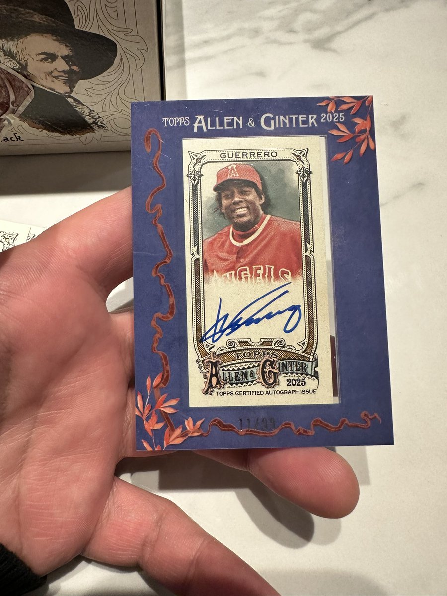 MINT大丸東京の福袋に入ってて、 何気に初めてのアレギンの当たりは