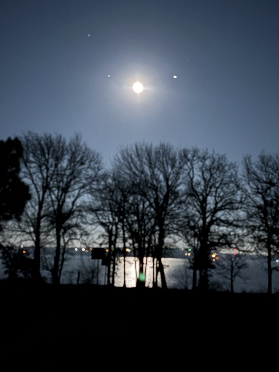 RealJavanD's tweet image. A beautiful night over Lake Eufaula, Ok.
