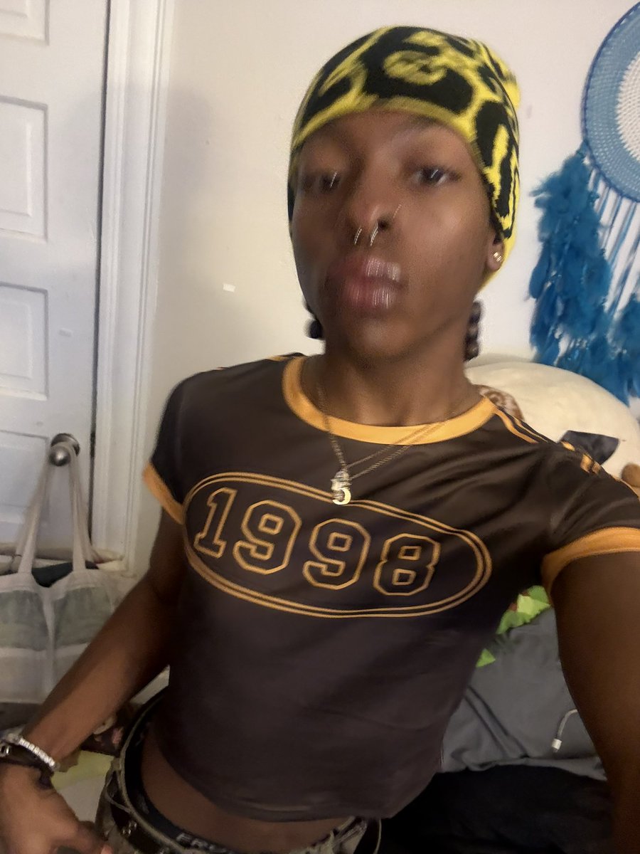 raev0n's tweet photo. Y2K vibes hitting different in 2026 🐆💿 who else loves this era? #Y2K #Y2KFashion #Aesthetic https://t.co/DeELDAPfu8