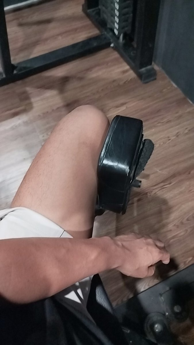 AllbarMuhammad's tweet image. apa cuman gw belum nonton avatar karena ga ada uke yg ngajak ?