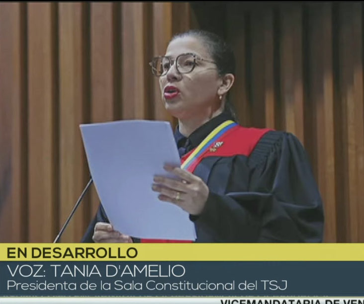 Luigi_thinks's tweet image. Conoce a Tania D’Amelio Cardiet es parte del régimen del cartel de los soles, o sea, que es otra terrorista y violadora de DDHH. 

Permitió el robo de las elecciones del 28J y la detención y el secuestro arbitrario de inocentes. ELLA ES MIEMBRO DEL NARCOREGIMEN @taniadamelio