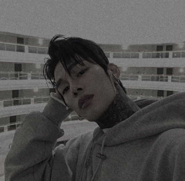 rinnie ☆ // new pinned tweet media