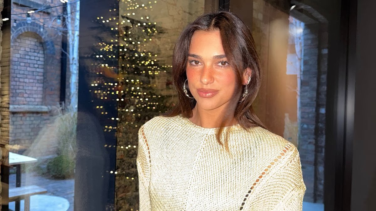 Dua Lipa celebrates a 70 million boost to her pop empire after a blockbuster year, wrapping a sold-out world tour and announcing her engagement!    dailymail.co.uk/tvshowbiz/arti…