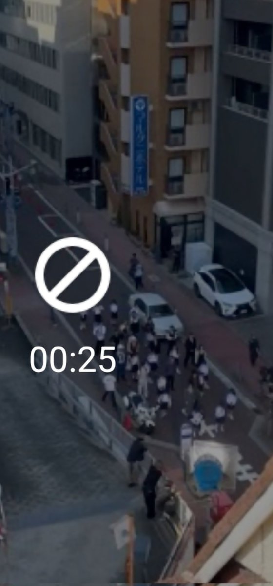 neozone_diary's tweet image. まってwww前に母がkpopアイドルが撮影者してるってビルの上から映像送ってきたときは遠すぎて誰やねんって思ったけど絶対にジコじゃんwww