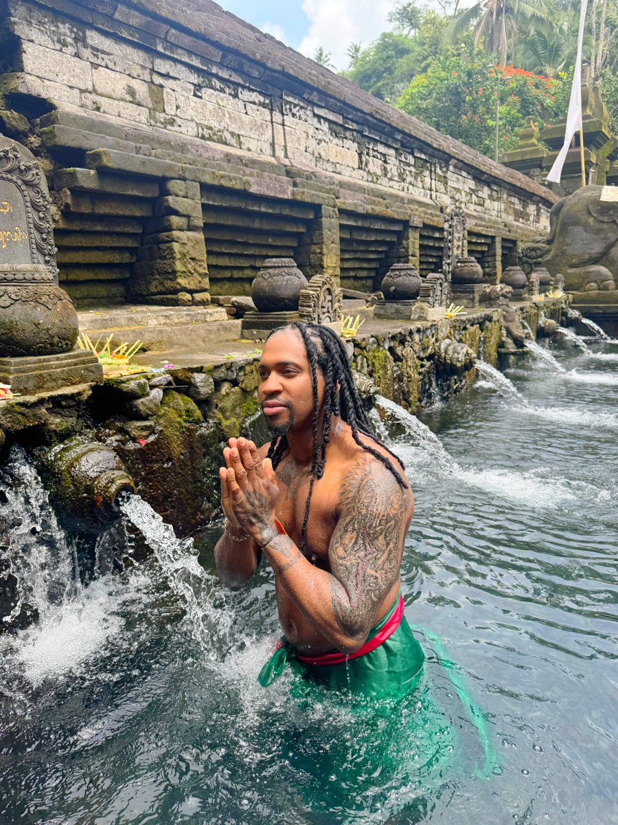 Mister Bolden tweet media