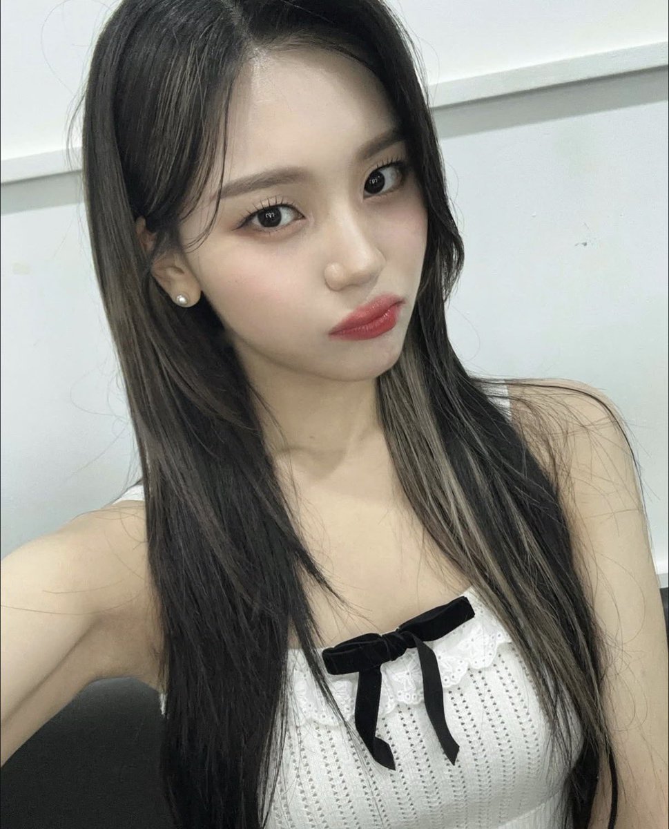 98p8zz's tweet image. 231108 엄지