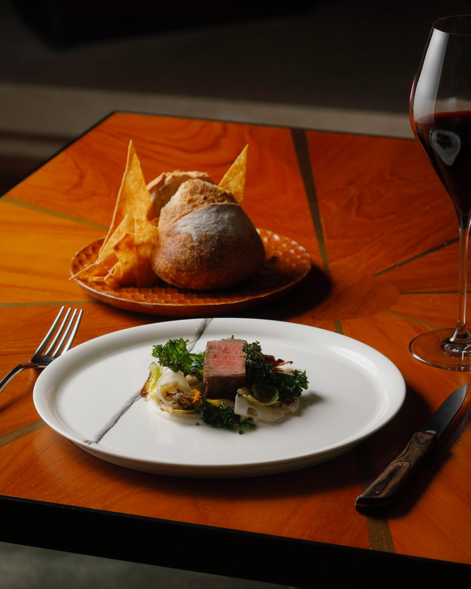 FSKyoto's tweet image. Enjoy every dish which tells a quiet story of Kyoto in its most tranquil and refined season. ✨ 季節のディナーコース「Together」では、兵庫県産ズワイ蟹のフロマージュやキャビア、スモークしたキクイモと蓮根で彩る和牛フィレ肉のグリルなど、冬の滋味を活かしたメニューが揃います。