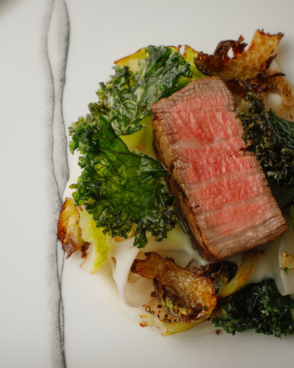 FSKyoto's tweet image. Enjoy every dish which tells a quiet story of Kyoto in its most tranquil and refined season. ✨ 季節のディナーコース「Together」では、兵庫県産ズワイ蟹のフロマージュやキャビア、スモークしたキクイモと蓮根で彩る和牛フィレ肉のグリルなど、冬の滋味を活かしたメニューが揃います。