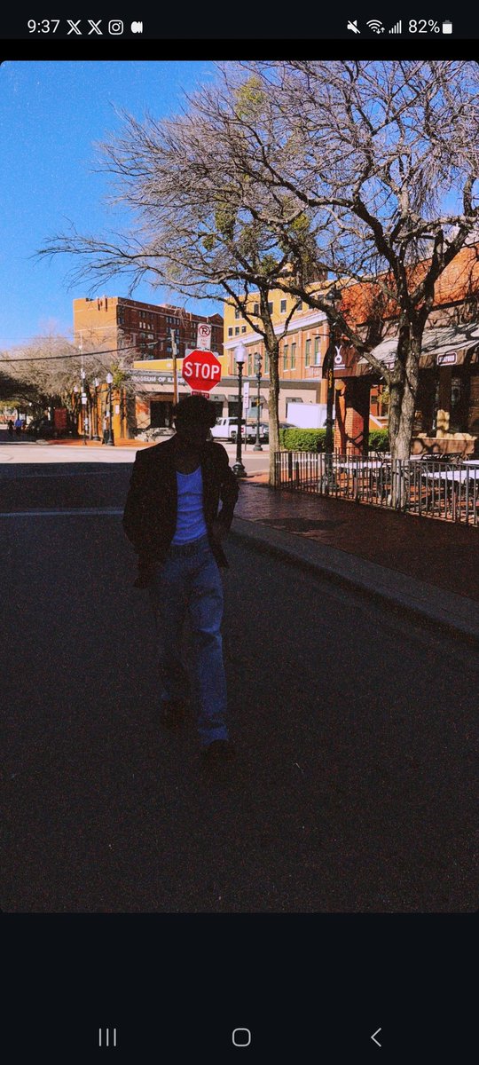 luisc_ezrc's tweet image. Felices 25 a mi nene! 🎉🤍 estoy tan orgullosa de ti y te amo tanto. Gracias por ser un ser humano tan hermoso! Espero poder verte pronto en un escenario 🥹🫶🏻 love youuuuu &amp;lt;3 @ErickBrianColon #Ericks25Birthday