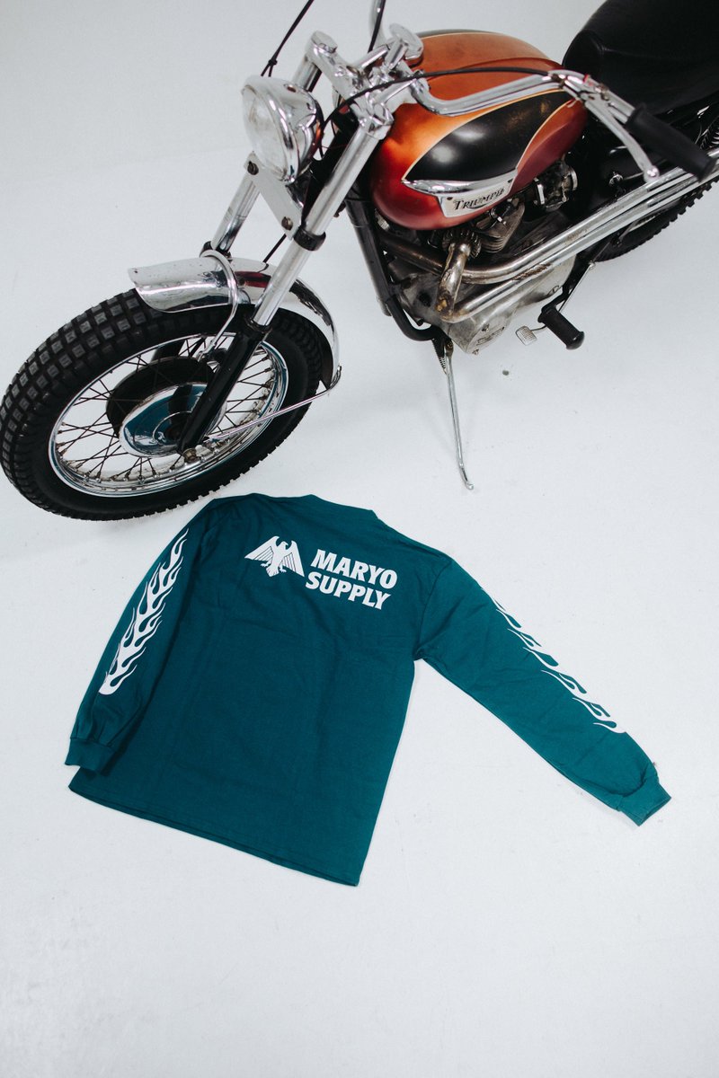 Fresh from the darkness ‼️
Let’s check and see, our material heavy weight cotton with good quality from good drunk people watching, no guarantee, but make you definitely cool‼️

Code : Ls Lg Api Green 25
Price : Rp 355.000

Let’s support your local builder ‼️