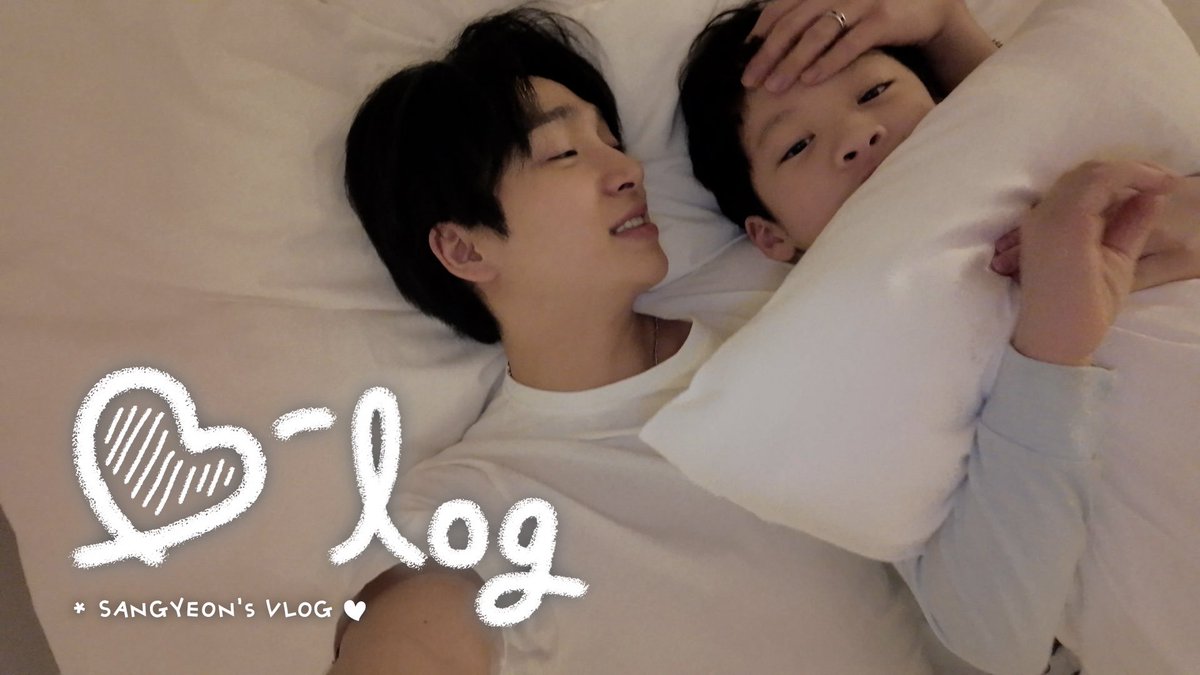 THEBOYZ_officl's tweet image. [🎥] [B-log] SANGYEON | 상연 삼촌과 함께하는 이씨네 가족 여행 Vlog 🚘

youtu.be/1M5kjoQqx44

#THEBOYZ #더보이즈
#SANGYEON #상연