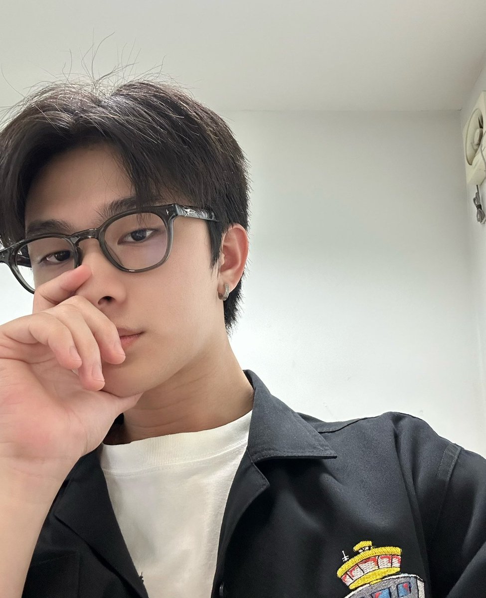 ไทย 9 นาฬิกามีจริงwa ⚙️🤘
💥 แจก 999 บาท 1คน ค้าบบ 💥

#THAI_9นาฬิกา
#THAIchayanon
#BUSCOVERPROJECT
#BUSbecauseofyouishine