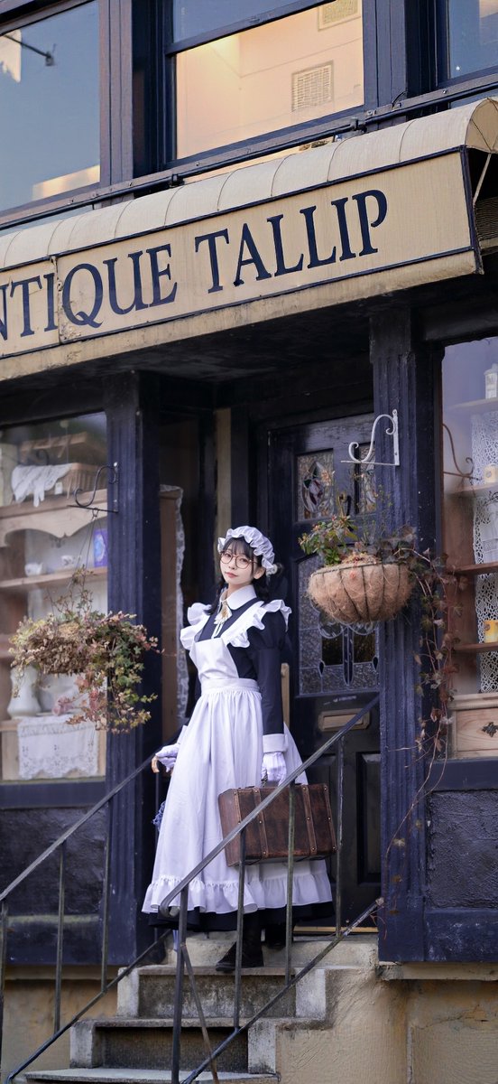 MIKU_maileaf's tweet image. 冬にぴったりのメイドのホーム画面