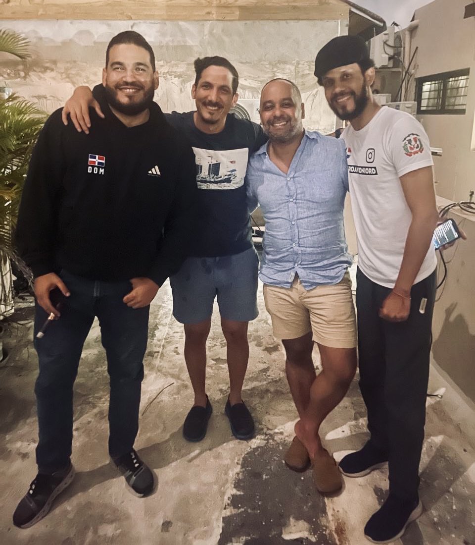 Los amigos son la familia que se elige. #LosMios <a href="/juliansuero/">Julian Suero</a> <a href="/luito_desangles/">Luis Desangles</a> <a href="/peterantoniord/">Pedro Rodríguez</a>