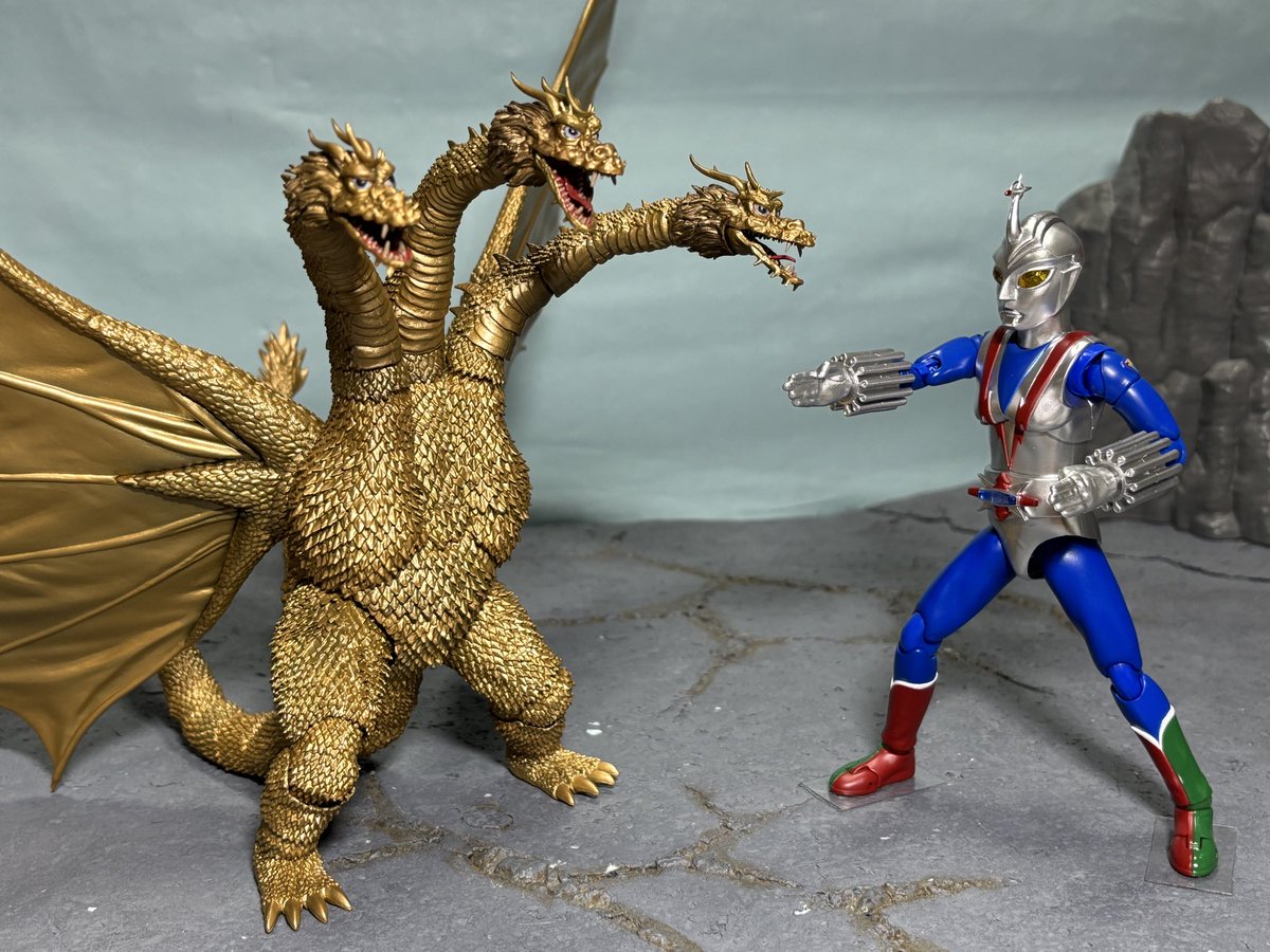 おもちゃ撮影会 テーマ『トリビア or スパゲティ』 昭和キングギドラは