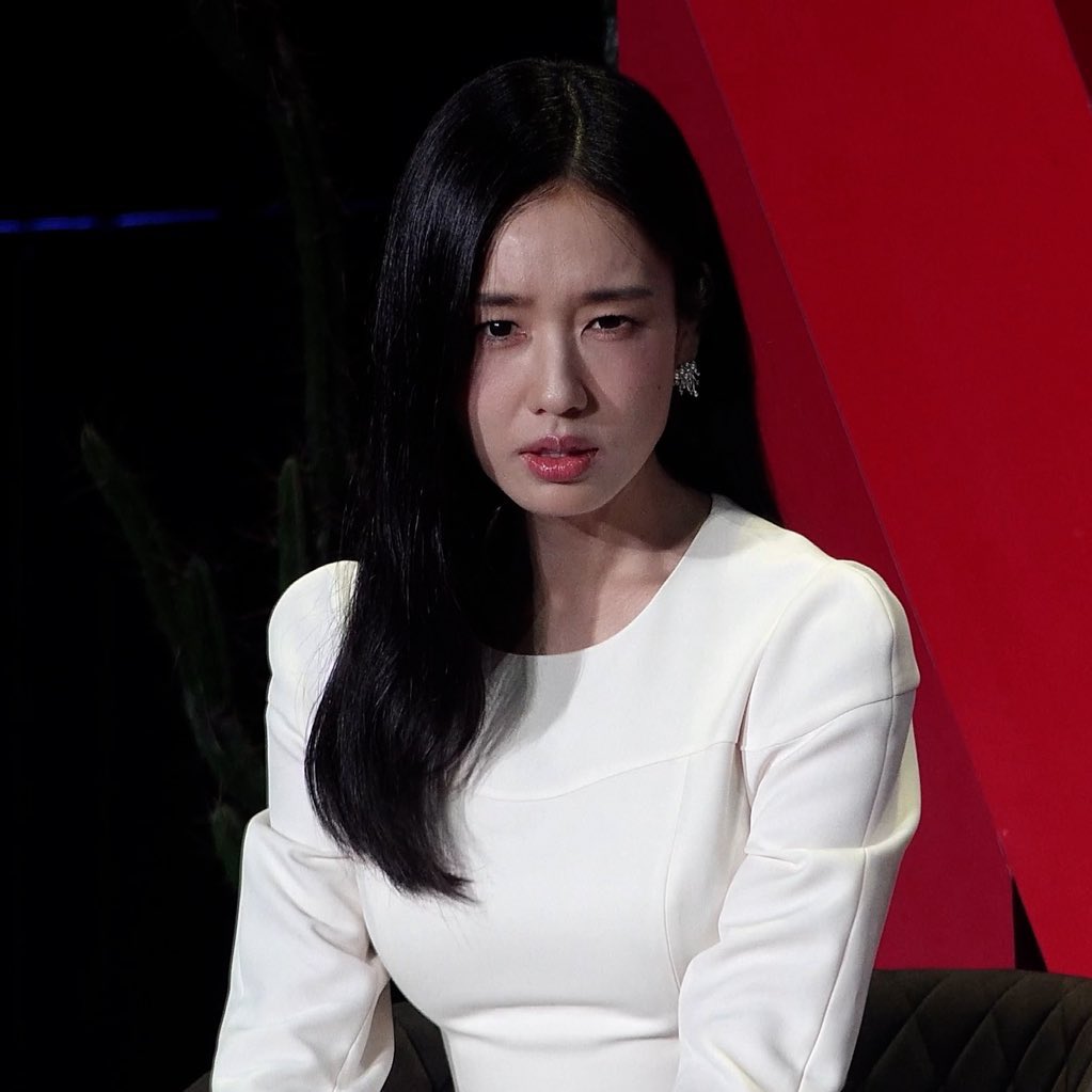 바람 tweet media
