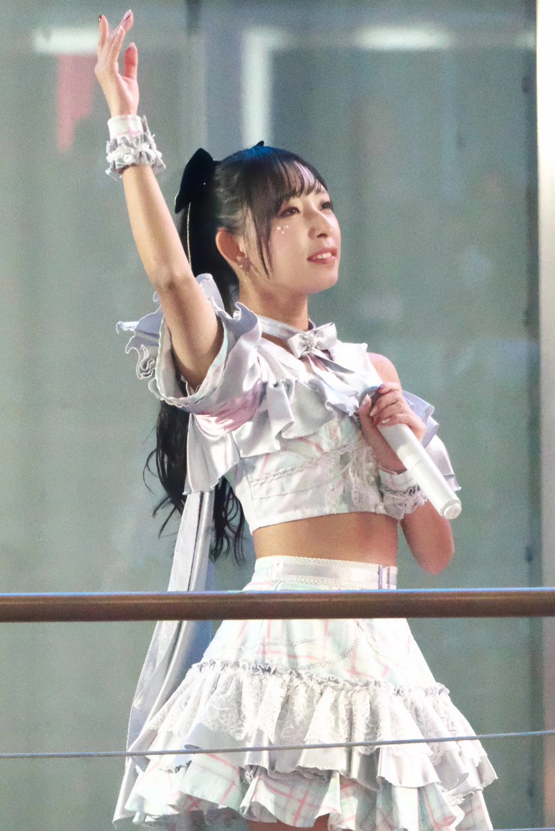 おはようございます🌅

新年ライブ初め！
13:05〜BANANA HALLさんよろしくお願いします❣️