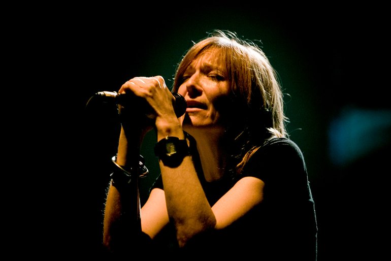 Happy 61st birthday to the legendary Beth Gibbons of Portishead. One of the most hauntingly powerful and vulnerable voices in music and an impeccable songwriter. She's a true singular talent 🩵