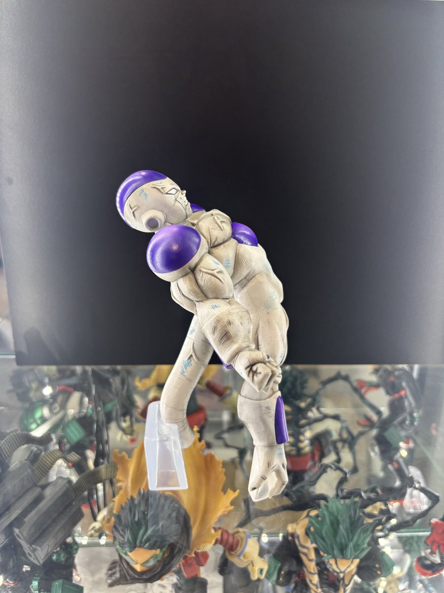 チマル tweet media