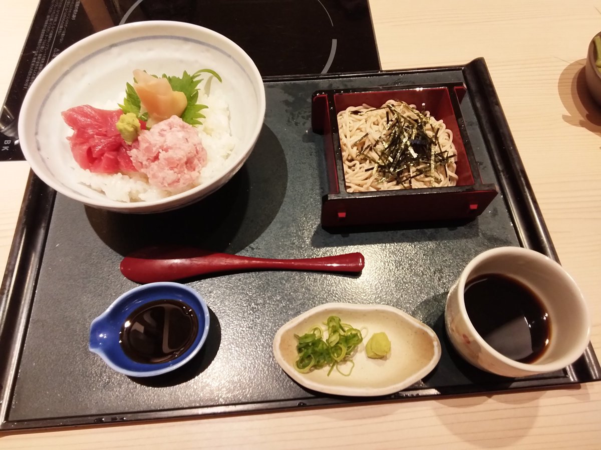 kyuurich0722's tweet photo. 昨日の夜飯 https://t.co/szD6Rzn9Xj