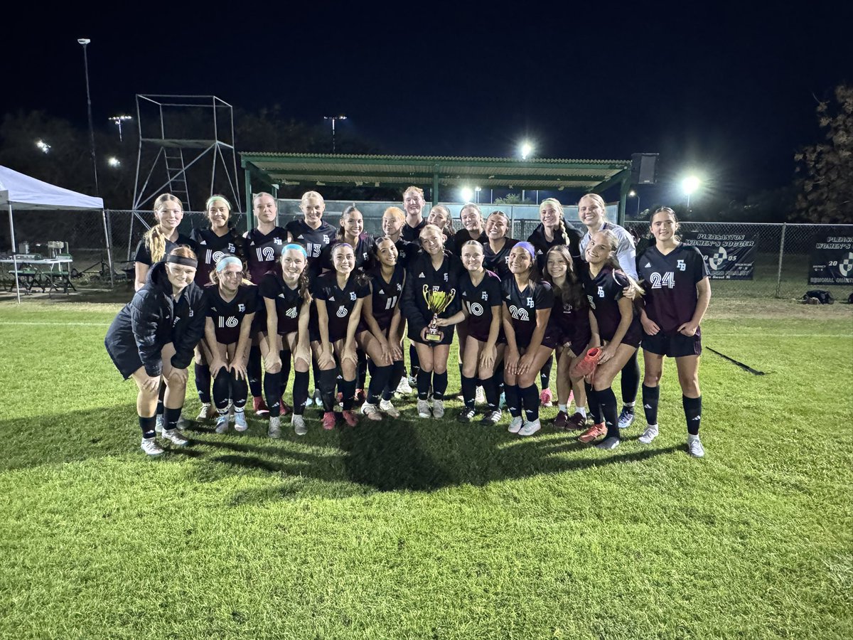 We took down San Antonio Cole 7-0 to win the Championship game! These girls played lights out all weekend. Next up- district play Tuesday!  #CPH | #SWARM