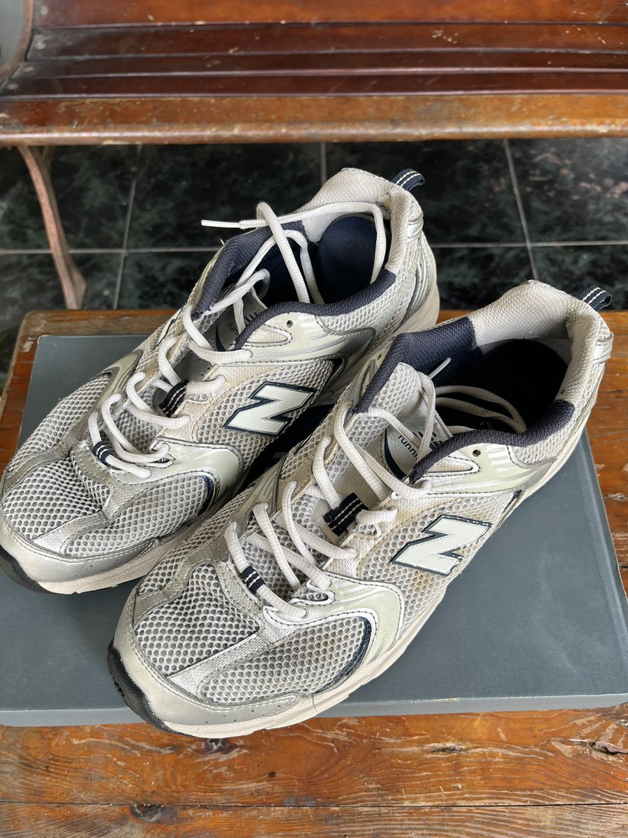 penoool's tweet photo. WTS preloved NB 530 steel grey

- ukuran 44
- ori beli di fl
- ada 2 tali sepatu
- bisa co oren
- jual 500rb

#nb530 #wts #zonauangᅠ https://t.co/NXlhMosXjm