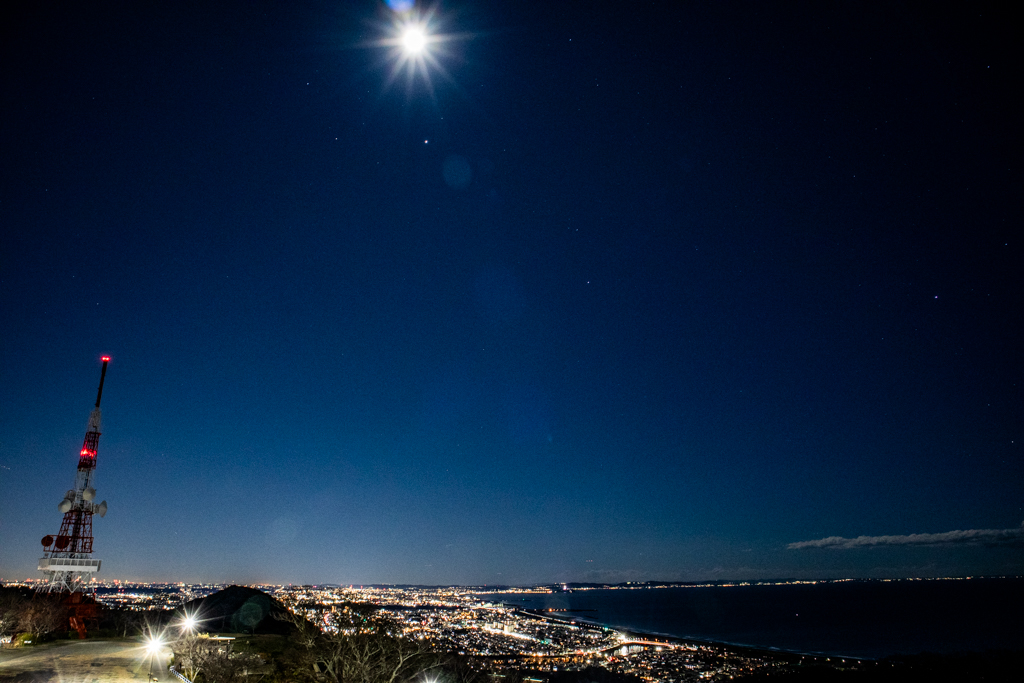 2026年最初の満月「ウルフムーン🌕」
夜景と一緒に撮ってみました📷
#満月