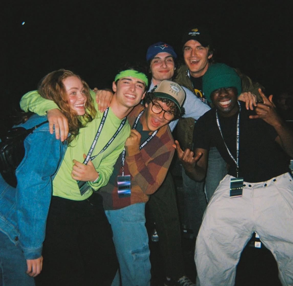 foahthinker's tweet image. the way it was probably finn’s idea to take noah to the charli xcx concert for his bday (since millie’s not here)