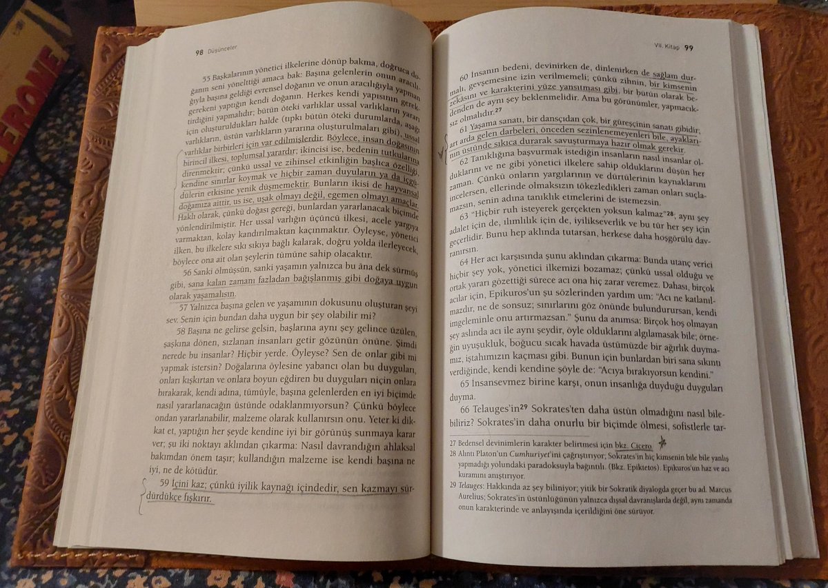 "..insan doğasının birincil ilkesi, toplumsal yarardır; ikincisi ise, bedenin tutkularına direnmektir, çünkü ussal ve zihinsel etkinliğin başlıca özelliği kendine sınırlar koymak ve hiçbir zaman duyguların ya da içgüdülerin etkisine yenik düşmemektir."
Marcus AURELIUS; Düşünceler