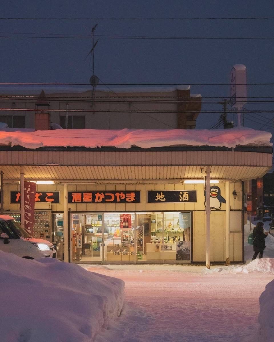 sgampagani's tweet image. The reference and the pixelart 
#pixelart #ドット絵