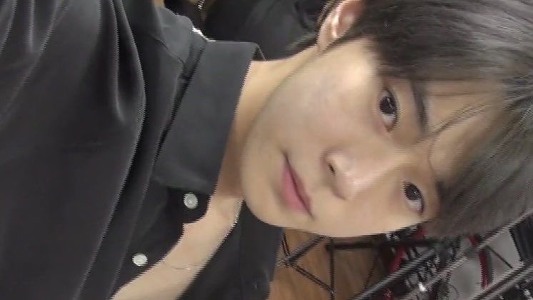 กดรี เพื่อไม่ให้หนุ่มตี๋หายจากหน้าทล