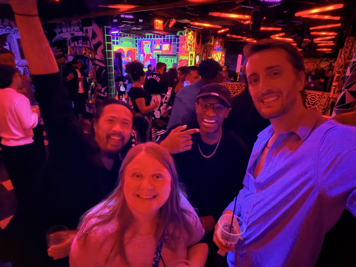 A very happy birthday to the man you will always find in the middle of the dance circles 

Cheers Carl 🥂