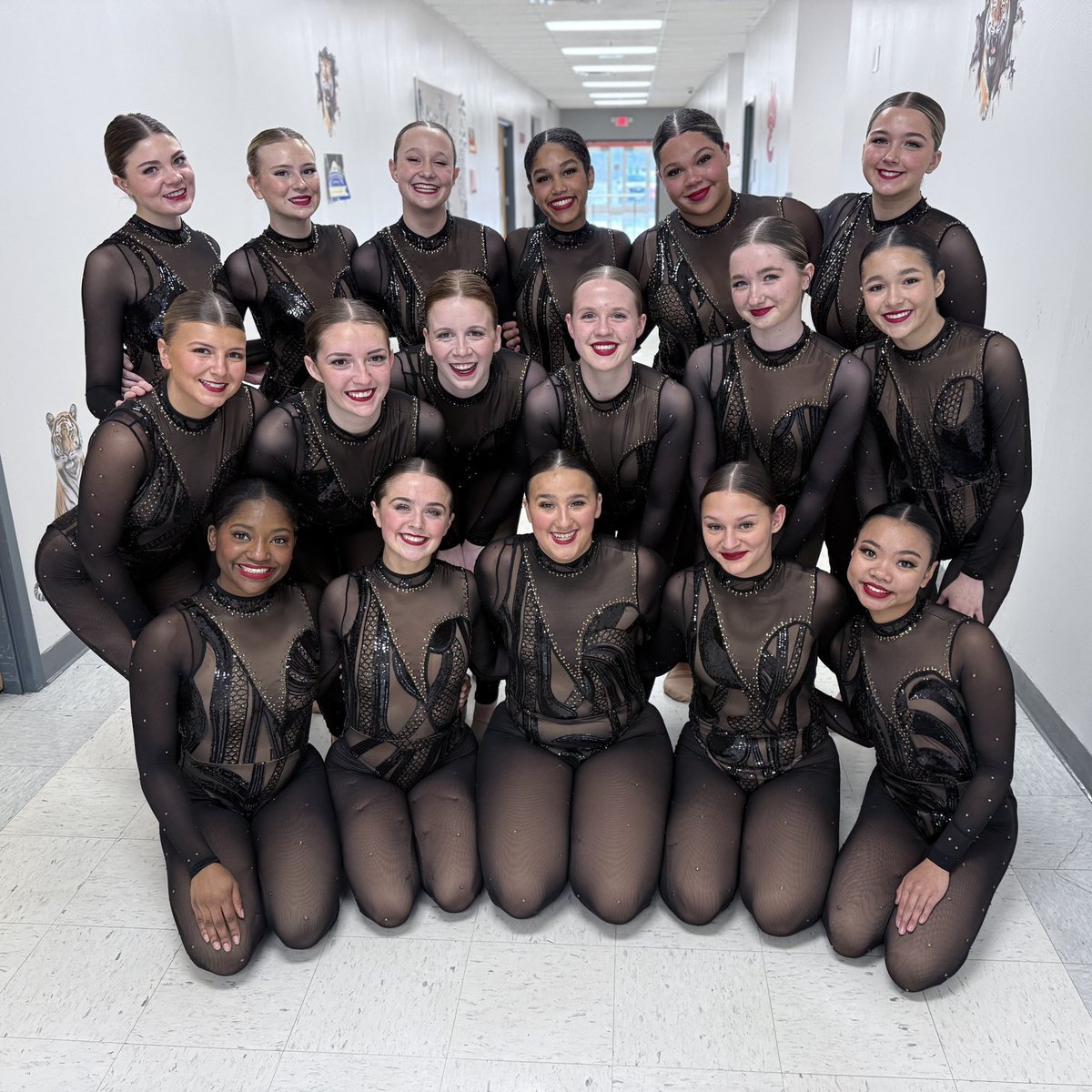 OTHSGoldenGirls's tweet photo. We had a great day at the IDTA regional in Edwardsville today! We qualified both team routines for state, Haylee qualified her senior solo for state, and Sophia recieved a Rising Star Award! Thanks for hosting a great comp!
🥇AAA Open Pom 
🥇AAA Jazz
🥉AAA IHSA https://t.co/5gcmmRmJwB
