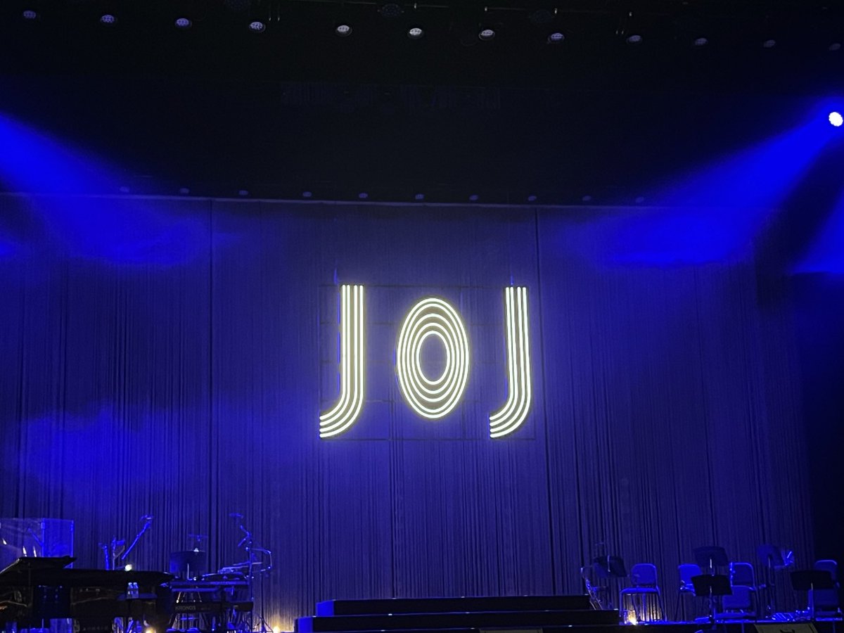 mw_zhang's tweet photo. 2/3 of @johnowenjones concert in Shanghai✅ John is absolutely amazing. I am glad that John includes PONR in the show. The song reminds me my old days when I followed John’s phantom uk tour 14 years ago. Thanks and see you in Hangzhou:-) https://t.co/xH9IveqXlc