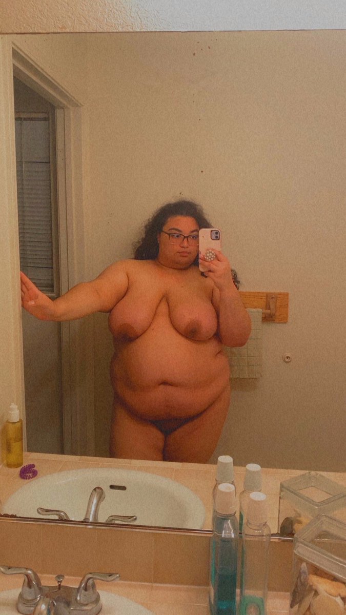 This may not be love but that shit ain’t pretend ❤️‍🔥
#bbw #nsfwtwtًً  #fanslycreator