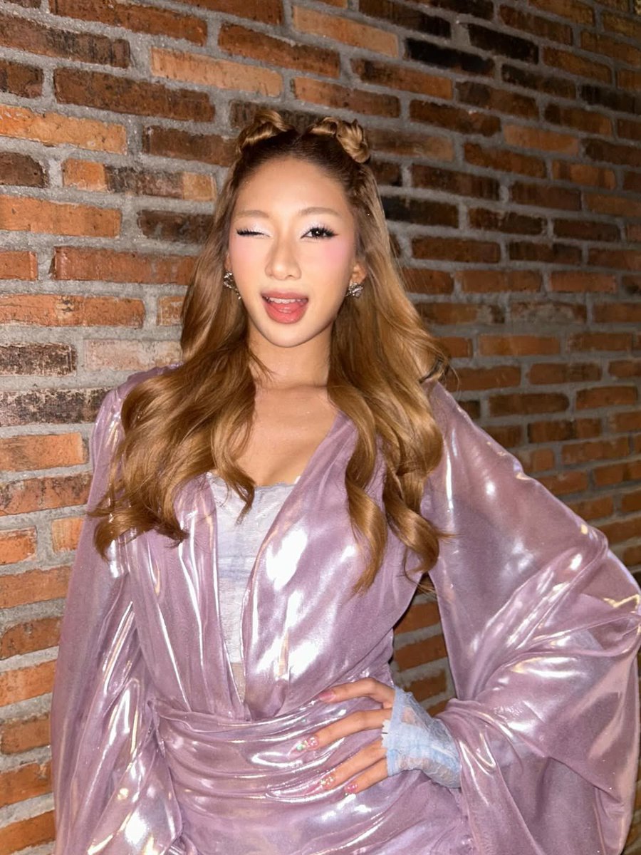 nonadaily_'s tweet image. Yeah… these outfits ATE✨
Big ups to the stylist!

📷cr; sylbenaza
#nona #nonawav