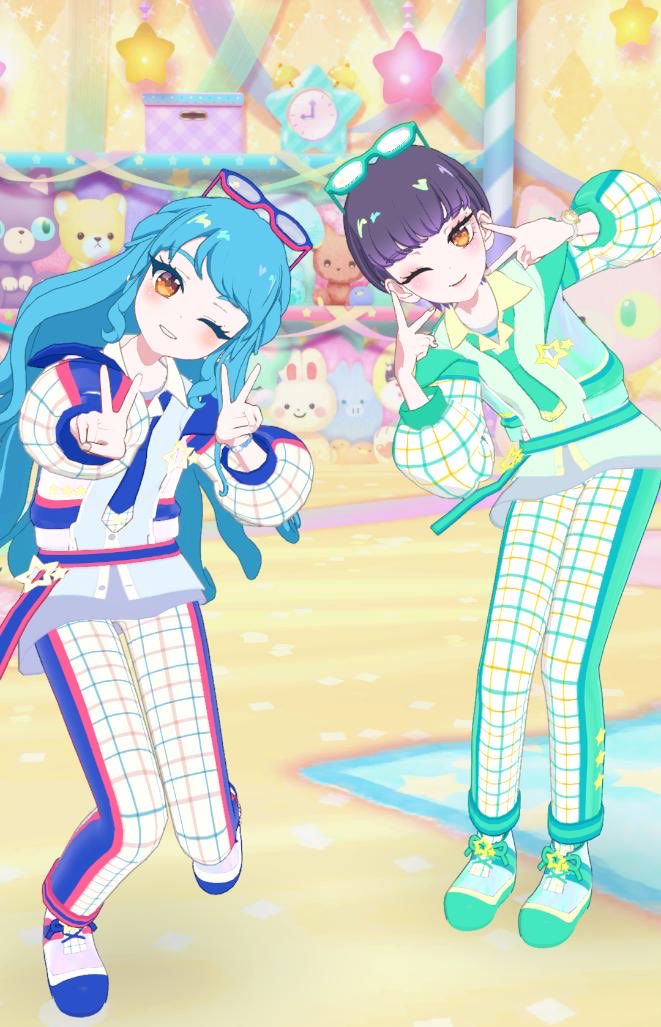 sato_konnitiha's tweet image. スクールメイツ揃ったのでイロチ🤓✮*｡ﾟちーまい💜🩵✮*｡ﾟ