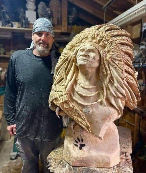 NativeAmericn_'s tweet image. He is feeling sad . because no one appreciate his work . 
#nativelove #nativetribes #nativeamericans #NativeRites #luvfamilytee66 #dp