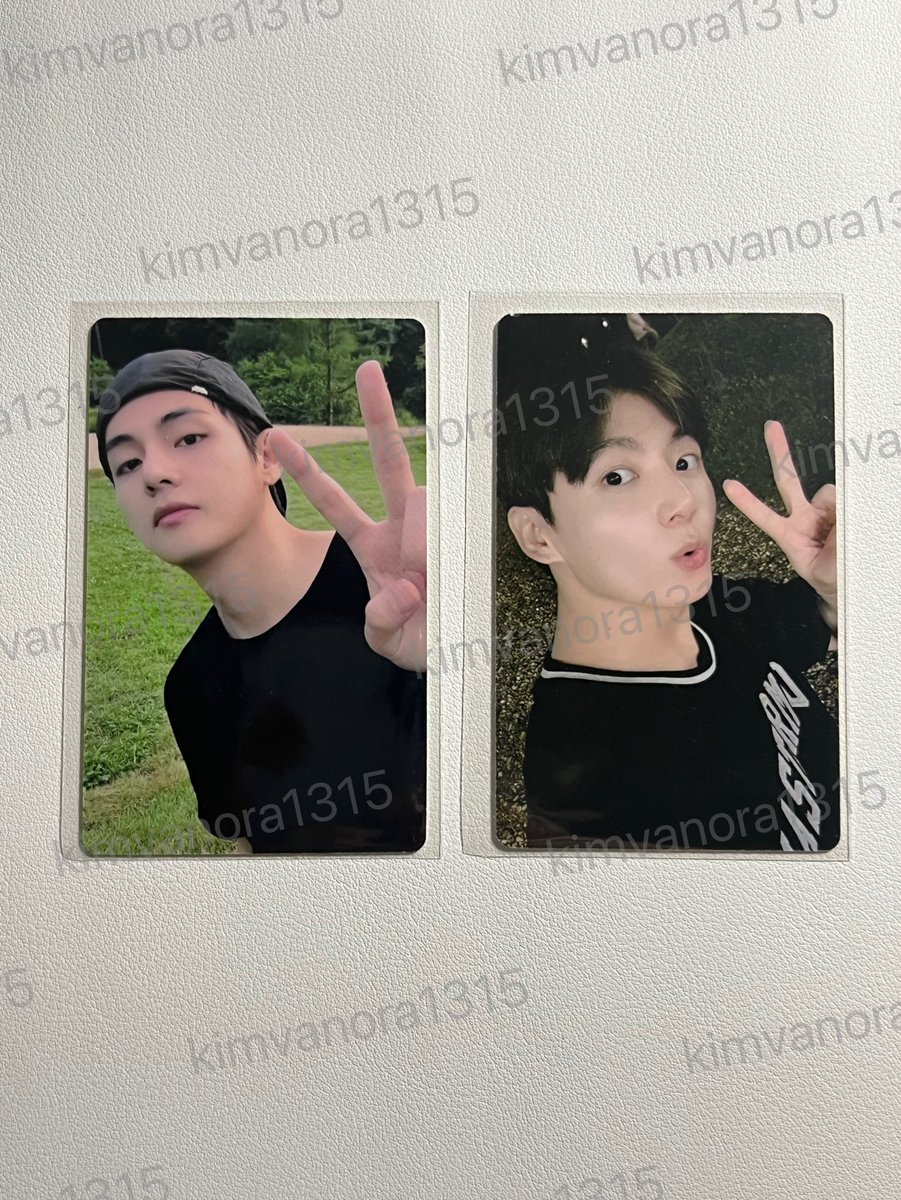 แทฮยอง จองกุก in the soop
ใบล่ะ 100 บาท
ค่าส่งเหมาๆ45บาท
รับคู่ส่งฟรีค่า✨
#ตลาดนัดบังทัน #ปล่อยของสะสมบังทัน