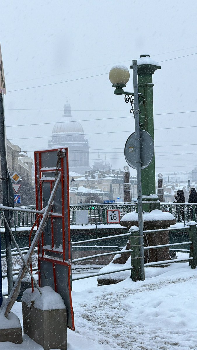 Как понять что ты в провинции, платные парковки в праздничные дни😁