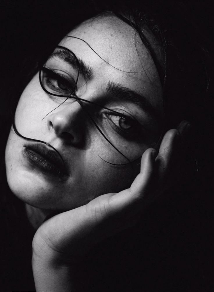 흑백의 세이디 이건 공익을 위해  공유합니다
진짜 차원이 다른 미모라서 할말을 잃음

#sadiesink