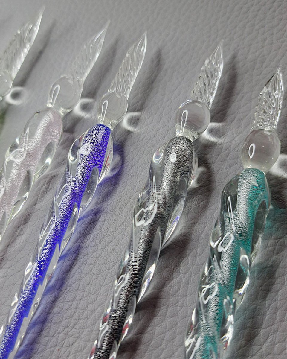 Pure Pens ✒ tweet media