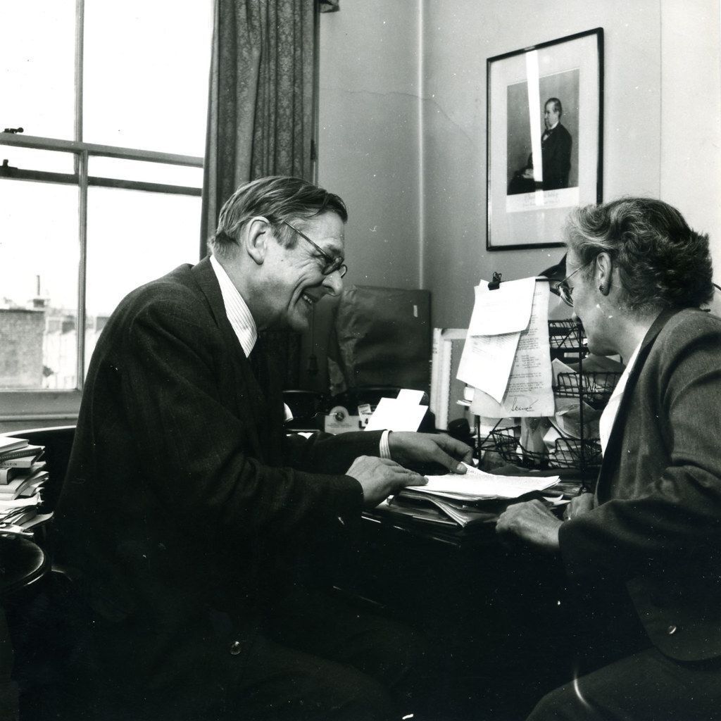 Faber Books tweet media