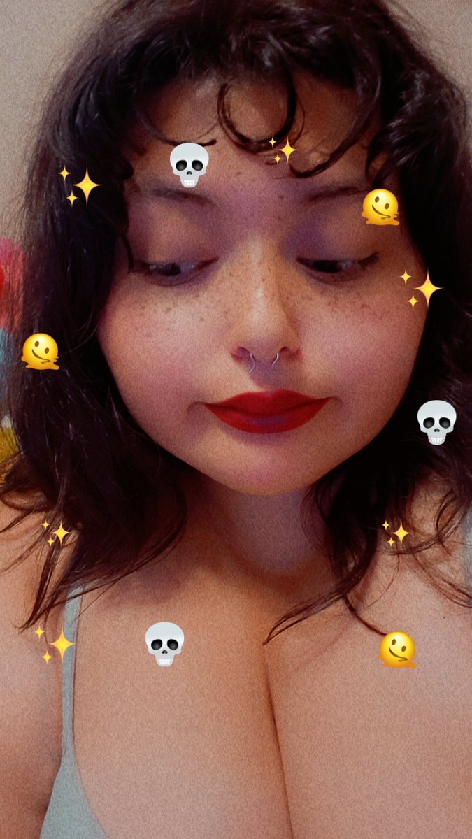 serenasirens's tweet image. This mf app so dry 🙄 smh 👎