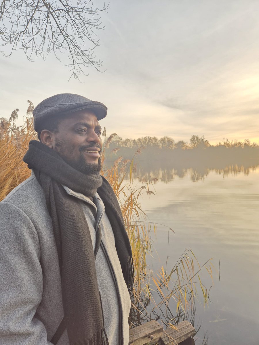 phethani4's tweet image. Happy birthday to myself and C. L. R James who was born on this day in 1901, myself 33 years ago. ❤️