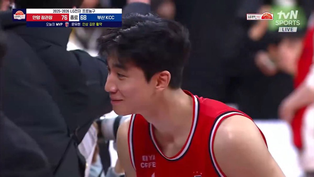 아어떡해 ㅜㅜㅋㅋㅋㅋ
뿌엥하는 견아들을보는 견아빠 ㅋㅋㅋ