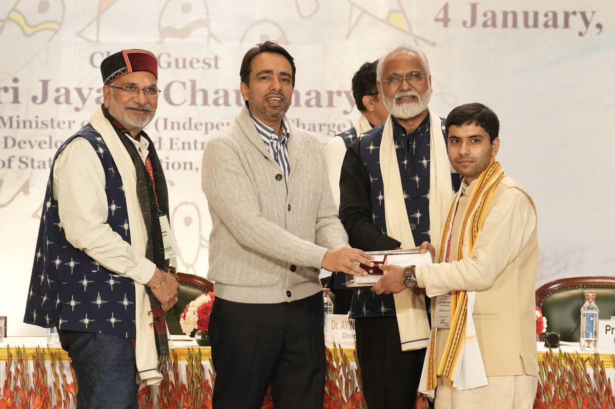 Office_ChJayant's tweet photo. Hon’ble Minister of State (Independent Charge) for Skill Development & Entrepreneurship and Minister of State for Education, Shri Jayant Chaudhary, attended the 43rd Convocation Ceremony of the School of Planning and Architecture, New Delhi, as Chief Guest.

In his address, the Hon’ble Minister spoke on the evolving role of planners and architects in shaping resilient, inclusive and people-centric cities, highlighting the importance of interdisciplinary thinking, ethical judgement, continuous learning and the responsible use of emerging technologies, including AI, in public life.

#SPADelhi #Education #SkillsForFuture #UrbanDevelopment #JayantChaudhary